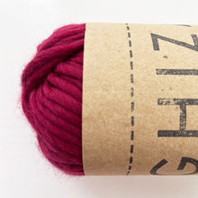 Cargar imagen en el visor de la galería, ESTAMBRE DE LANA MERINO SÚPER CHUNKY